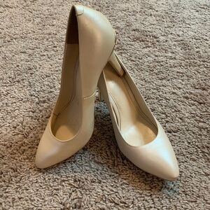 Alba Nude Pointed Toe Stiletto Heel Pumps Cream Leather Classic Cocktail 6-6.5